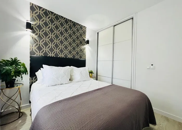 Romantic In Windsor Park Адехе